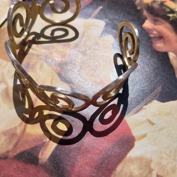 Sterling Silver Elegant Bracelet - Picture 9 of 15